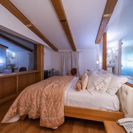 Tesoretto Hotel 4*